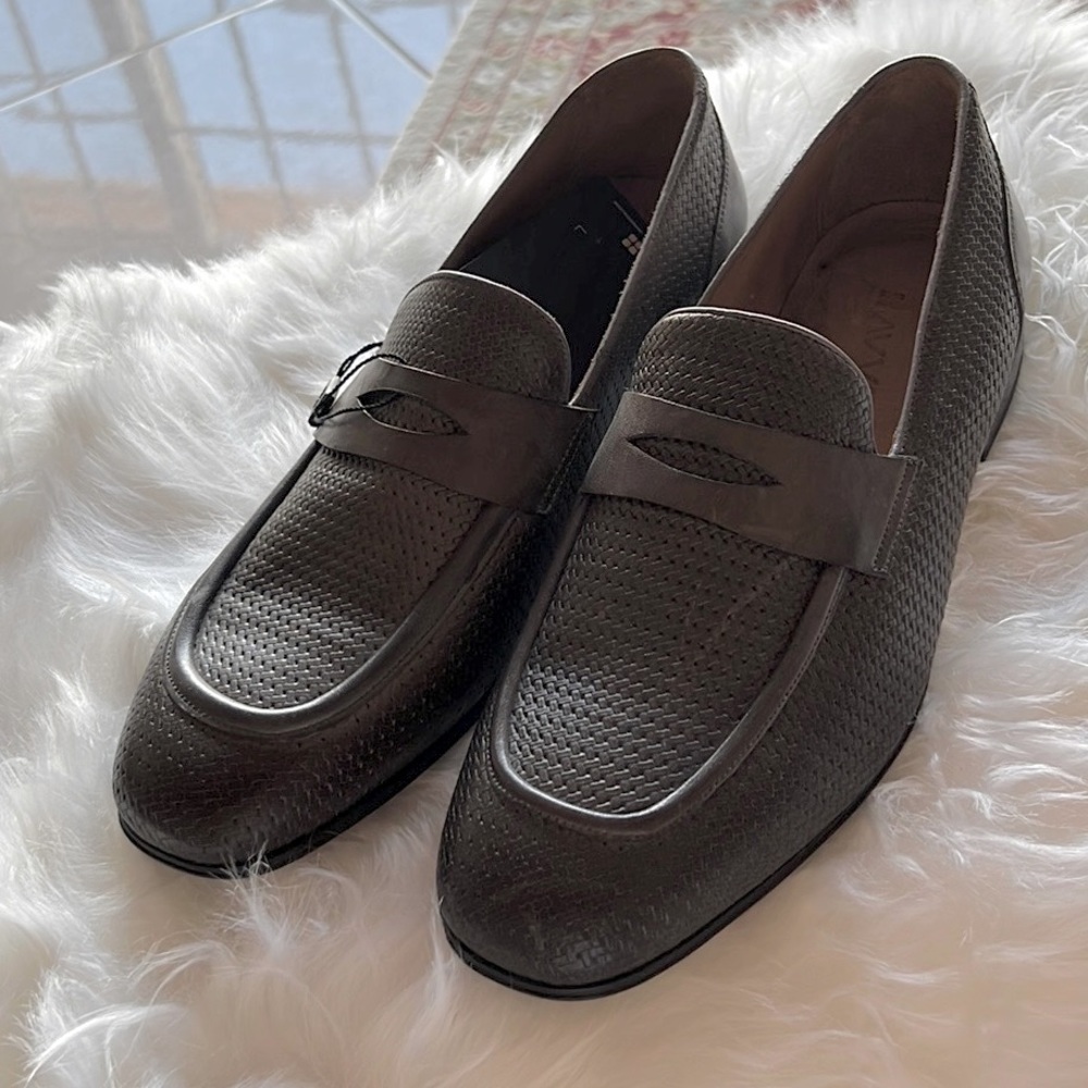 🆕 AVVA Men’s Woven leather dark brown loafers